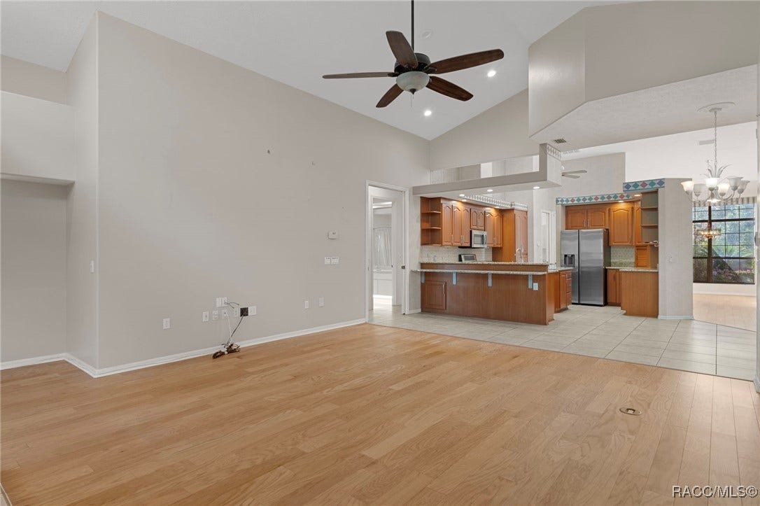 3135 N Buckhorn Drive, Beverly Hills, FL 34465