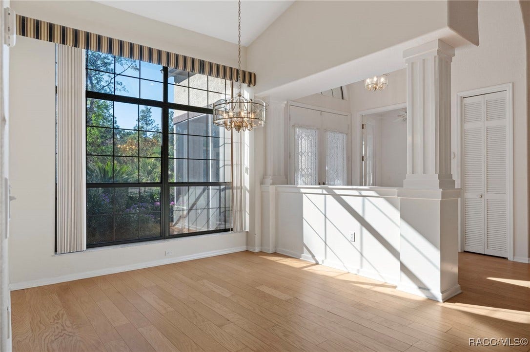 3135 N Buckhorn Drive, Beverly Hills, FL 34465