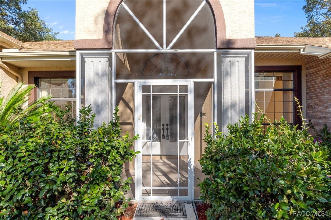 3135 N Buckhorn Drive, Beverly Hills, FL 34465