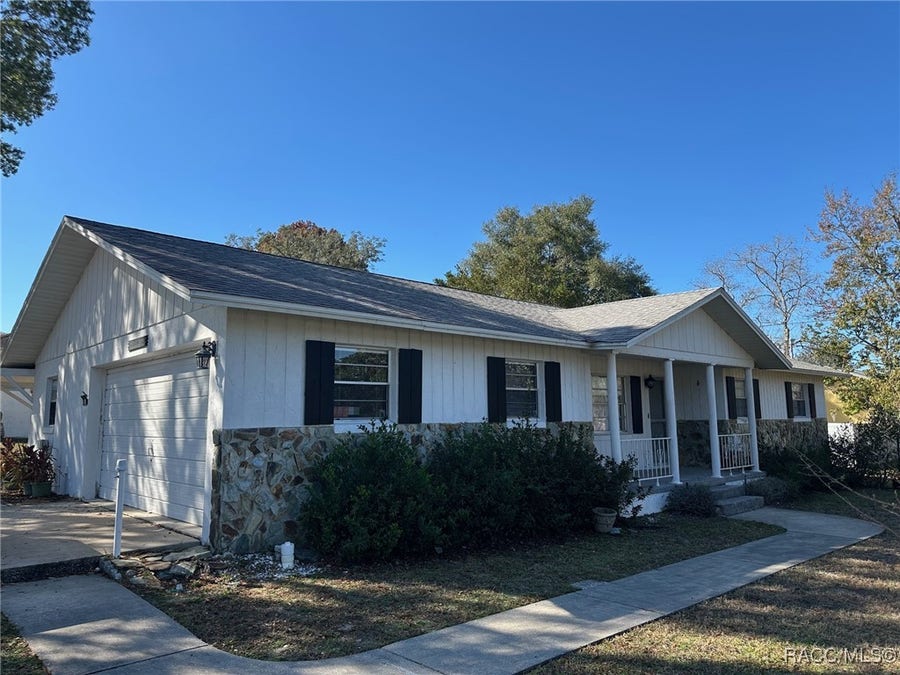 Property photo for 200 S Desoto Street, Beverly Hills, FL