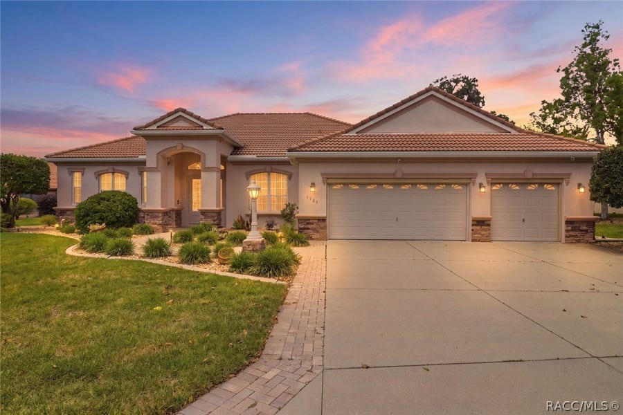 Property photo for 1165 W Beagle Run Loop, Hernando, FL