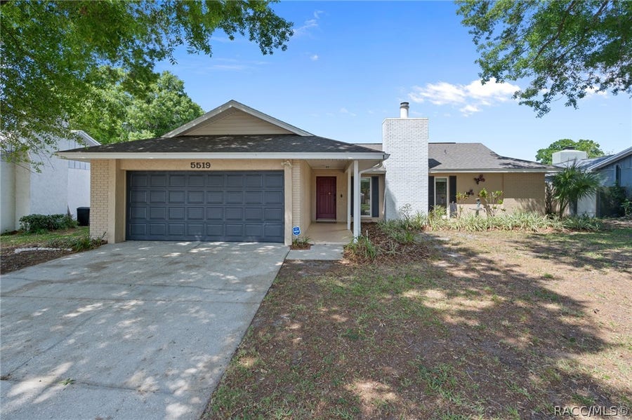 Property photo for 5519 Fulmar Drive, Tampa, FL