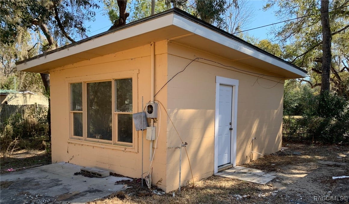 8832 E Freeman Court, Floral City, FL 34436 8832 E Freeman Court, Floral City, FL 34436