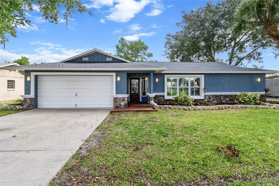 Property photo for 11671 W Coquina Court, Crystal River, FL