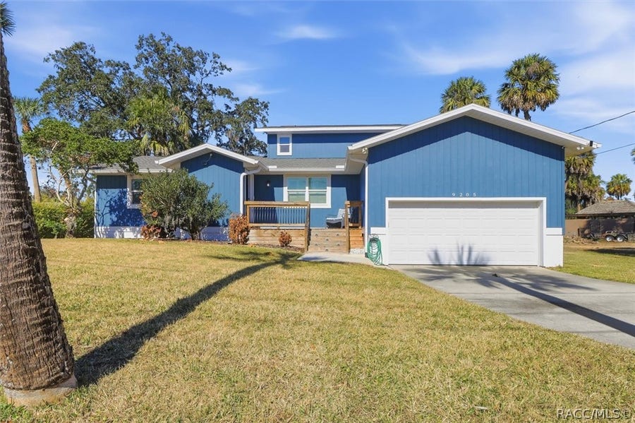 Property photo for 9205 W Harbor Isle Court, Crystal River, FL