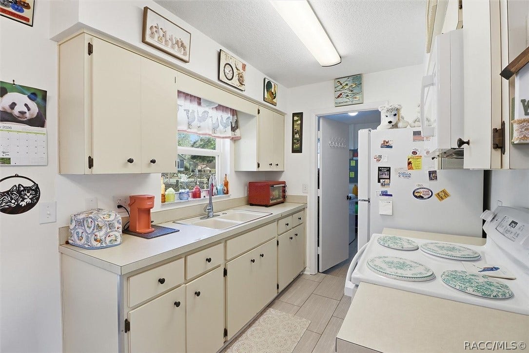 81 S ROSE Avenue, Beverly Hills, FL 34465 81 S ROSE Avenue, Beverly Hills, FL 34465