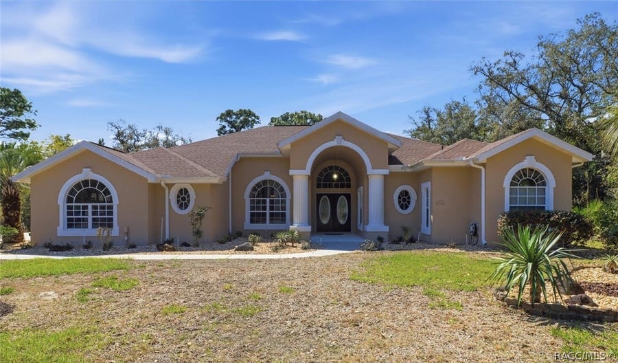Property photo for 24 Boston Ivy Court, Homosassa, FL