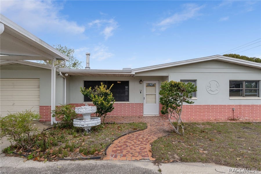 Property photo for 34 S Tyler Street, Beverly Hills, FL