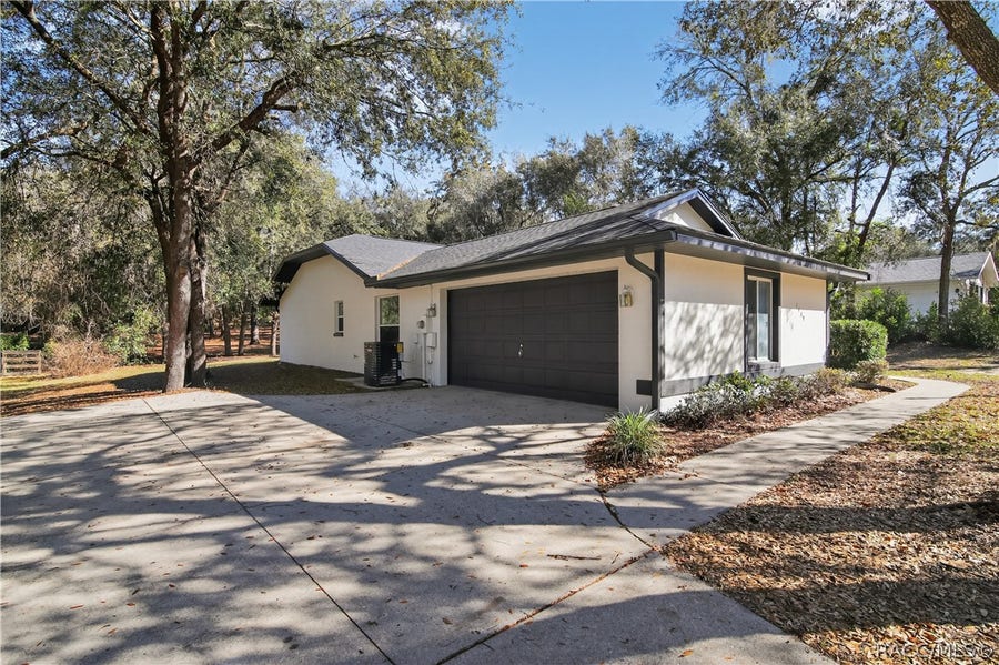 Property photo for 1139 E McKinley Street, Hernando, FL