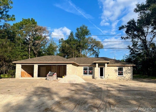 Property photo for 2923 W Manitoba Place, Dunnellon, FL