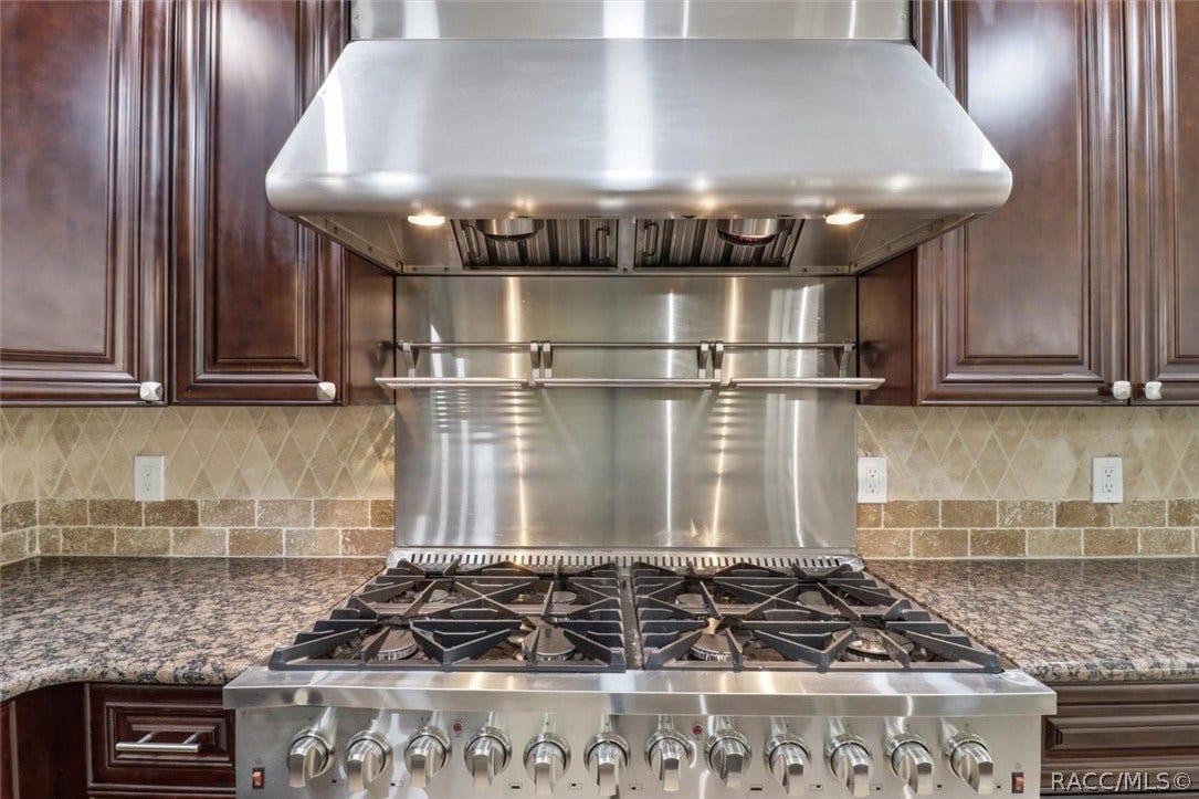 1025 SE 5th Avenue, Crystal River, FL 34429 1025 SE 5th Avenue, Crystal River, FL 34429