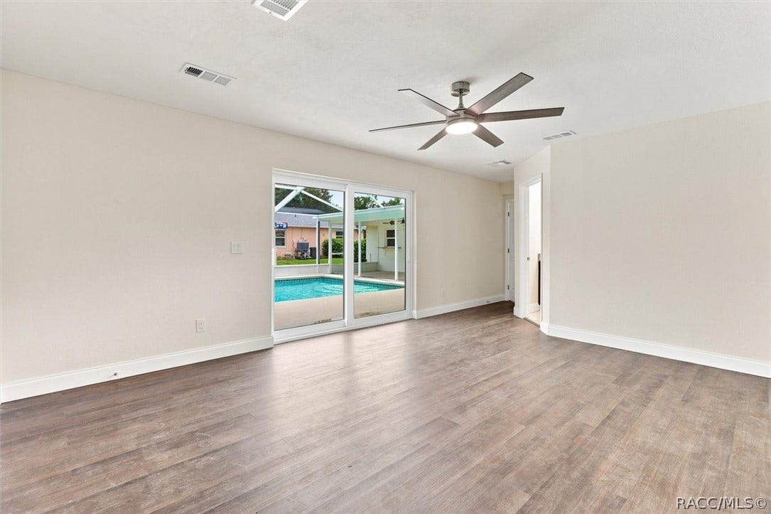 1025 SE 5th Avenue, Crystal River, FL 34429 1025 SE 5th Avenue, Crystal River, FL 34429