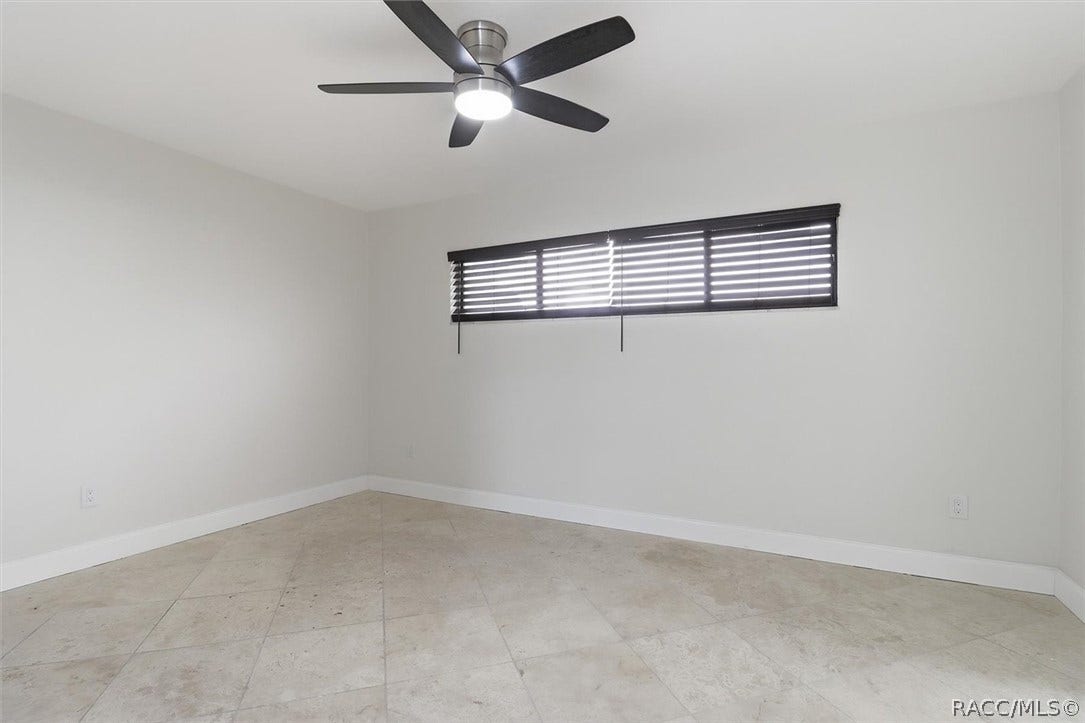 1025 SE 5th Avenue, Crystal River, FL 34429 1025 SE 5th Avenue, Crystal River, FL 34429
