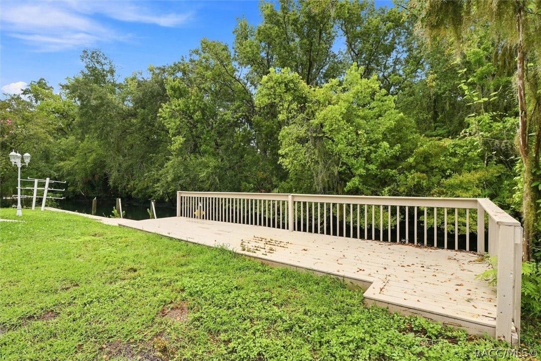 1025 SE 5th Avenue, Crystal River, FL 34429 1025 SE 5th Avenue, Crystal River, FL 34429