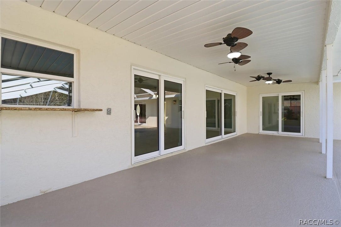 1025 SE 5th Avenue, Crystal River, FL 34429 1025 SE 5th Avenue, Crystal River, FL 34429