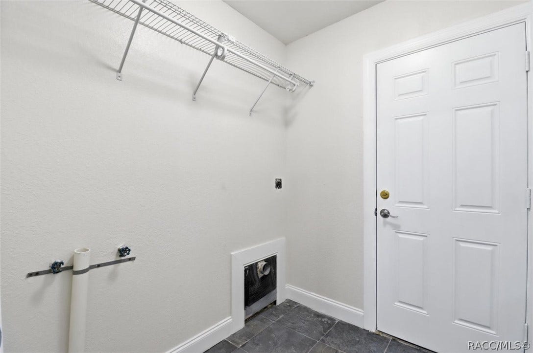 1025 SE 5th Avenue, Crystal River, FL 34429 1025 SE 5th Avenue, Crystal River, FL 34429