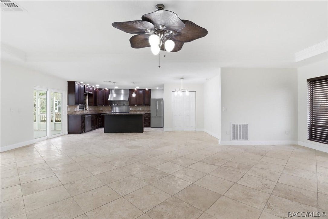 1025 SE 5th Avenue, Crystal River, FL 34429 1025 SE 5th Avenue, Crystal River, FL 34429