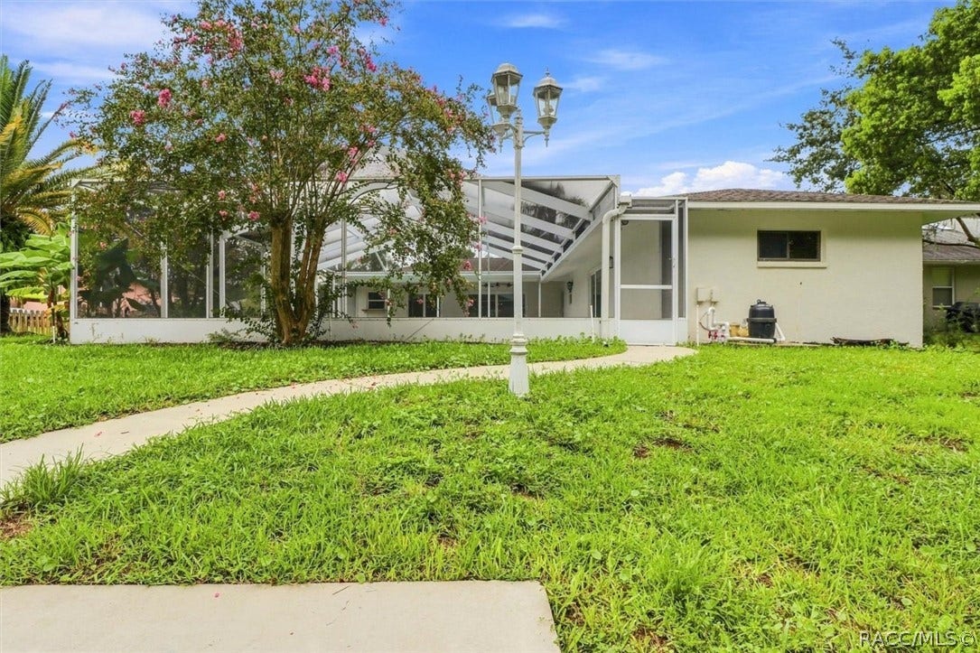 1025 SE 5th Avenue, Crystal River, FL 34429 1025 SE 5th Avenue, Crystal River, FL 34429