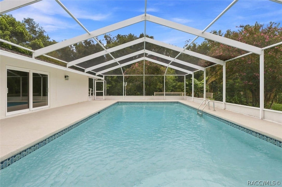1025 SE 5th Avenue, Crystal River, FL 34429 1025 SE 5th Avenue, Crystal River, FL 34429