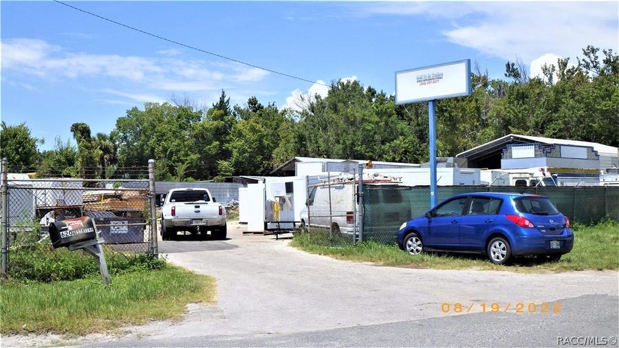 Property photo for 620 NE 5th Terrace, Crystal River, FL