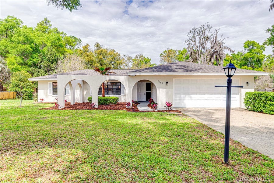 Property photo for Inverness, FL