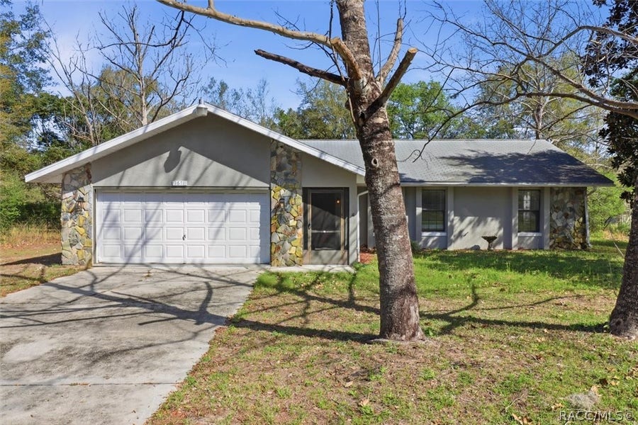Property photo for 1671 W Lavender Lane, Citrus Springs, FL
