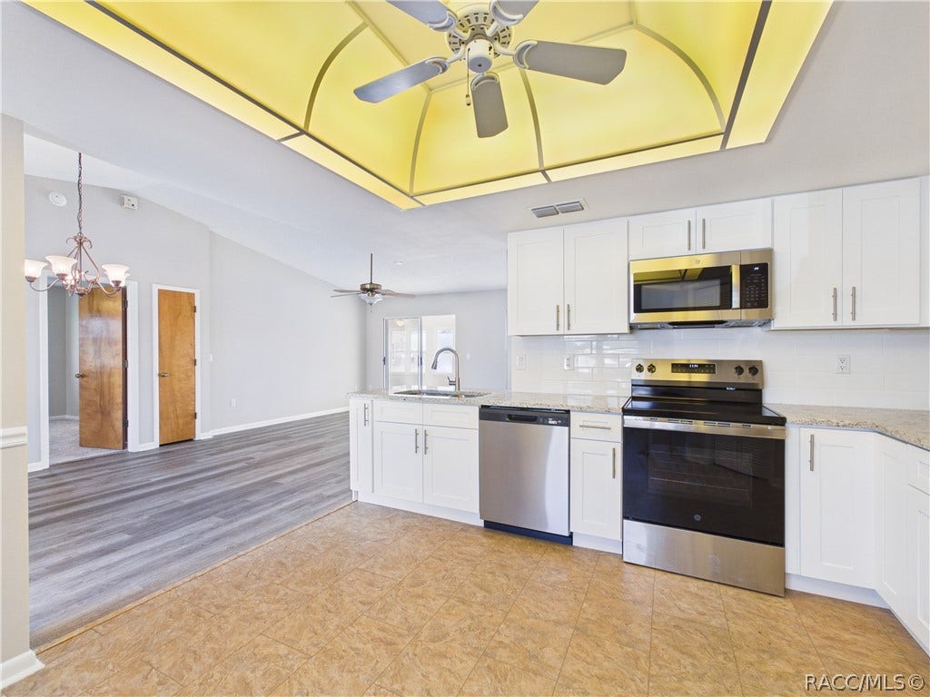 10482 S Clint Loop, Floral City, FL 34436 10482 S Clint Loop, Floral City, FL 34436