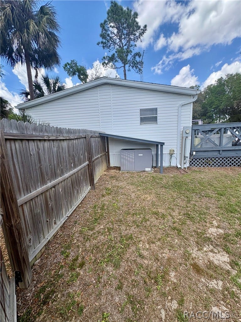 9909 N Northcut Avenue, Crystal River, FL 34428 9909 N Northcut Avenue, Crystal River, FL 34428