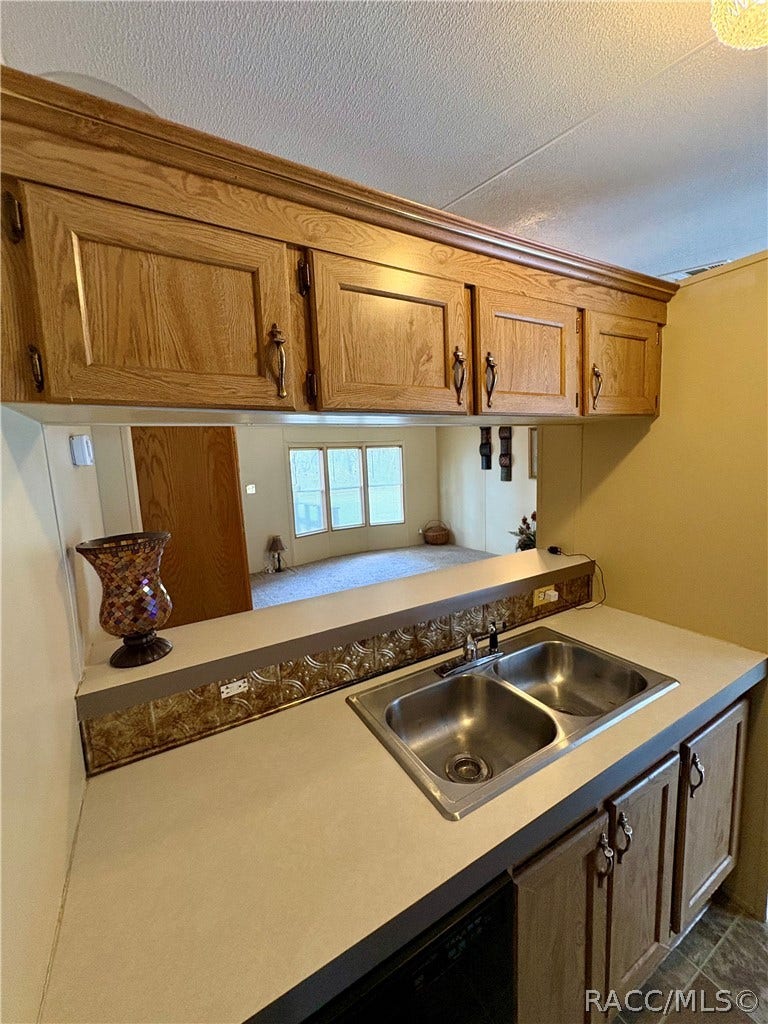 9909 N Northcut Avenue, Crystal River, FL 34428 9909 N Northcut Avenue, Crystal River, FL 34428