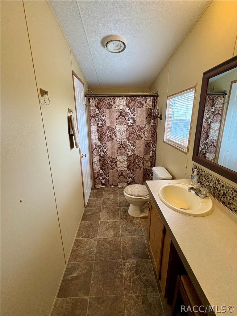 9909 N Northcut Avenue, Crystal River, FL 34428 9909 N Northcut Avenue, Crystal River, FL 34428