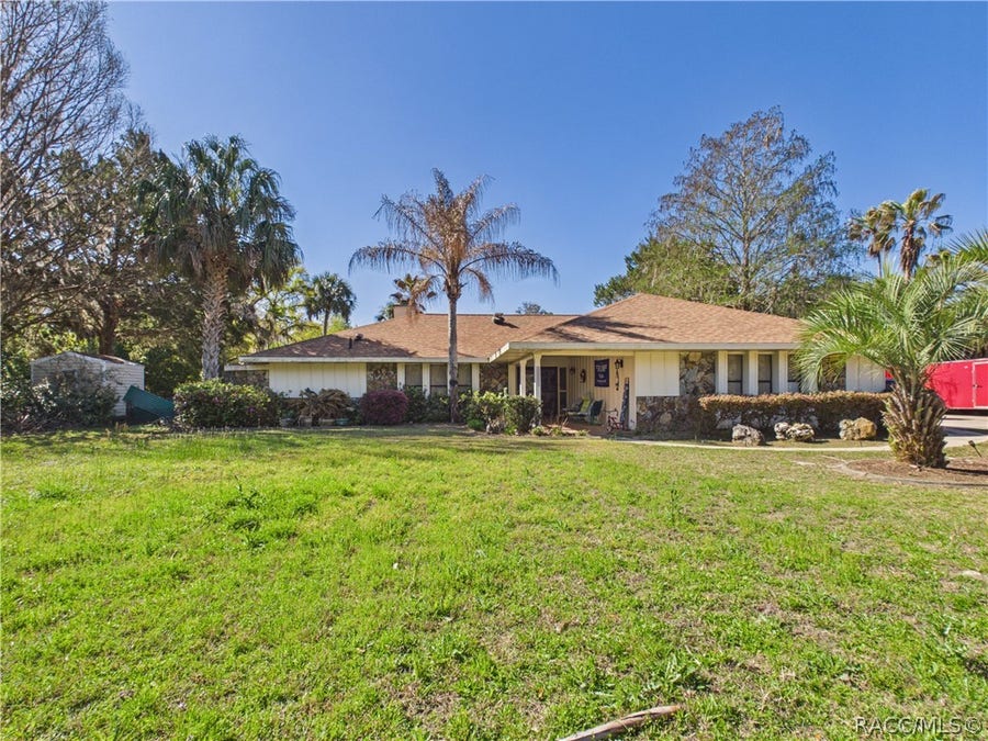 Property photo for 7628 W Golf Club Street, Crystal River, FL
