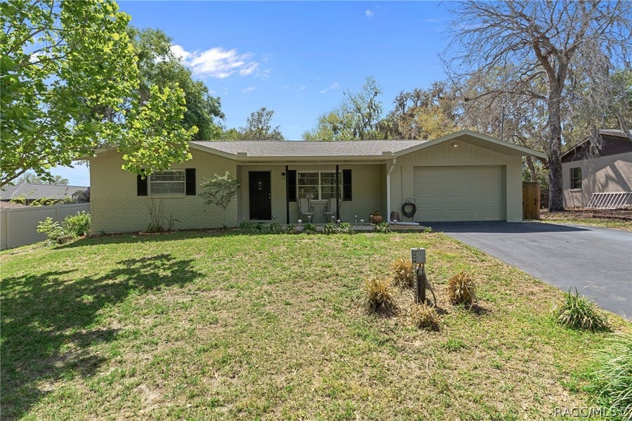 Property photo for 126 N Edinburgh Drive, Inverness, FL