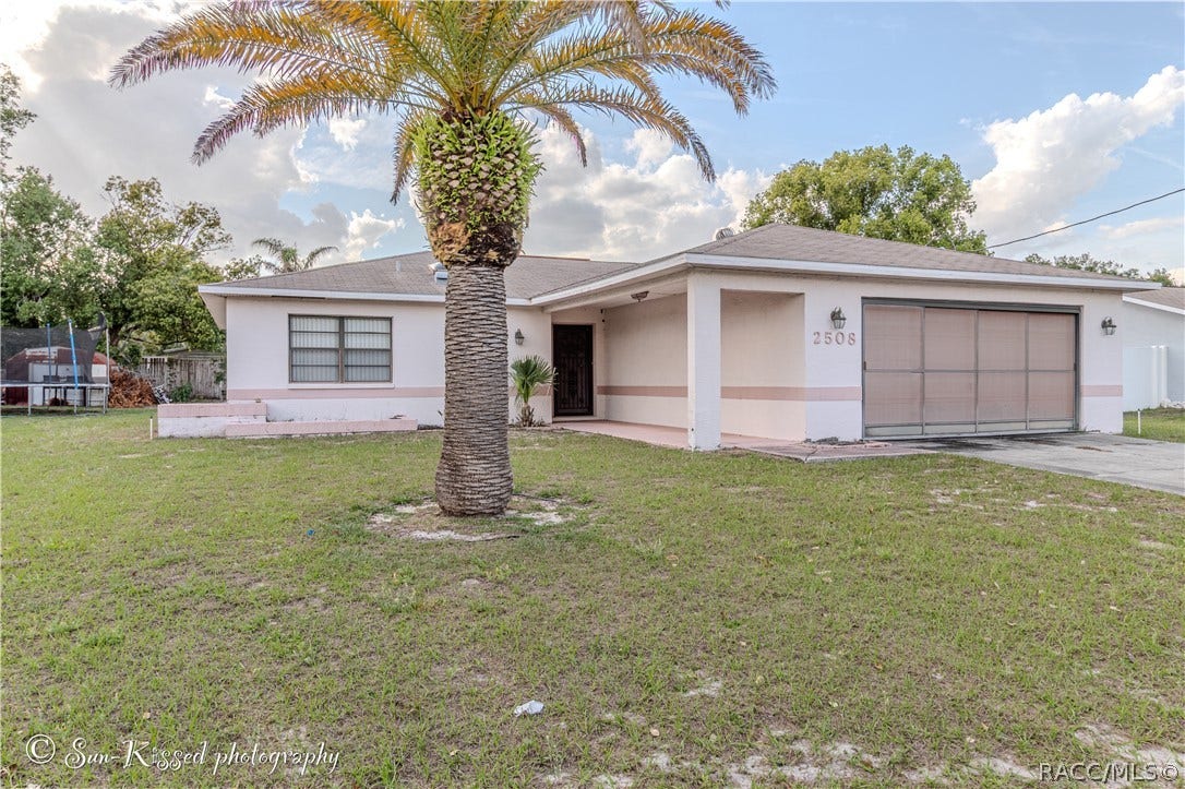 2508 Landover Boulevard, Spring Hill, FL 34609 2508 Landover Boulevard, Spring Hill, FL 34609
