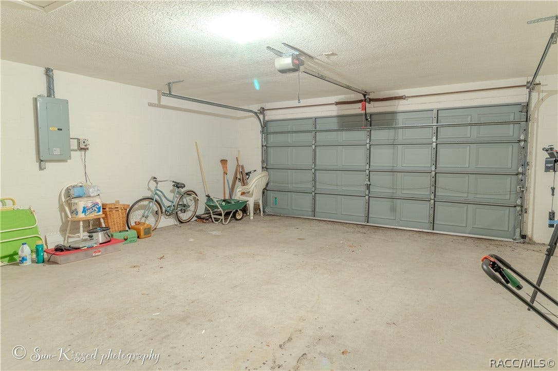 2508 Landover Boulevard, Spring Hill, FL 34609 2508 Landover Boulevard, Spring Hill, FL 34609