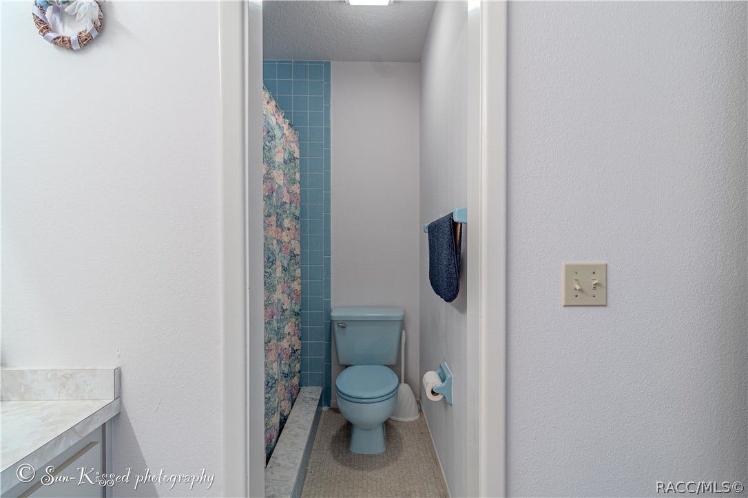2508 Landover Boulevard, Spring Hill, FL 34609 2508 Landover Boulevard, Spring Hill, FL 34609