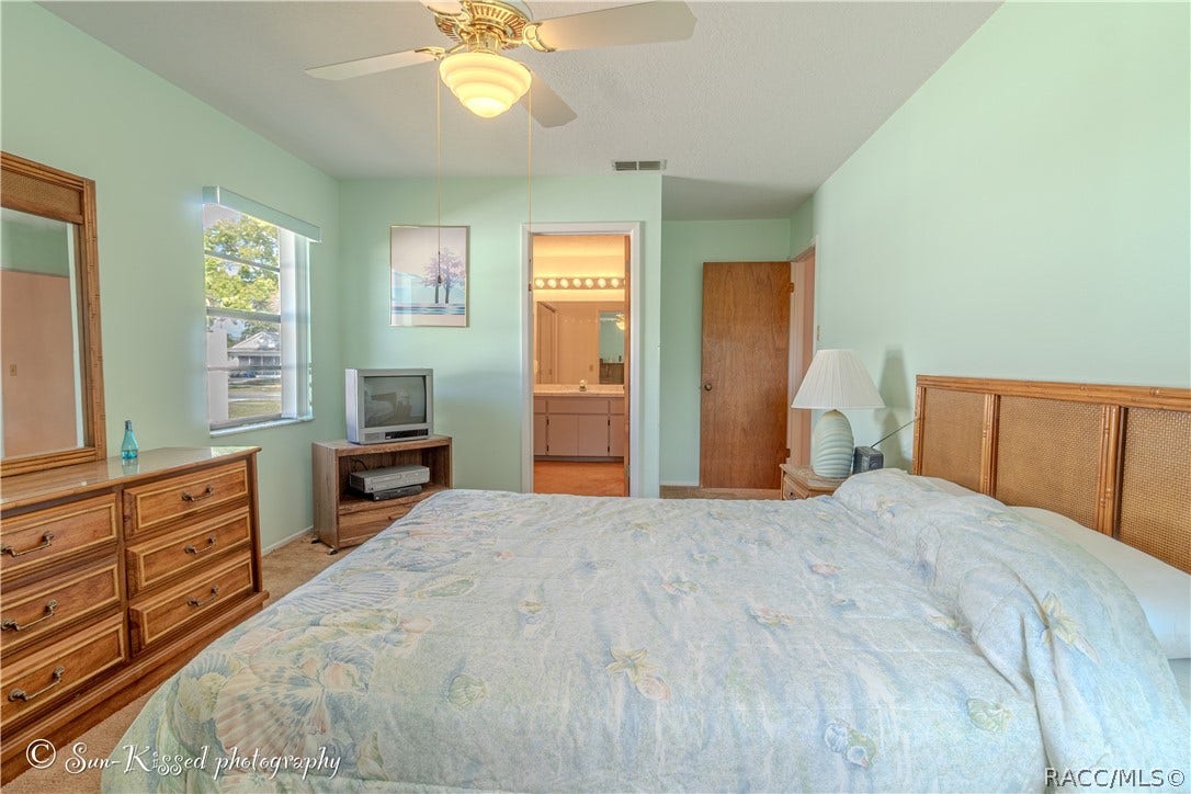 2508 Landover Boulevard, Spring Hill, FL 34609 2508 Landover Boulevard, Spring Hill, FL 34609