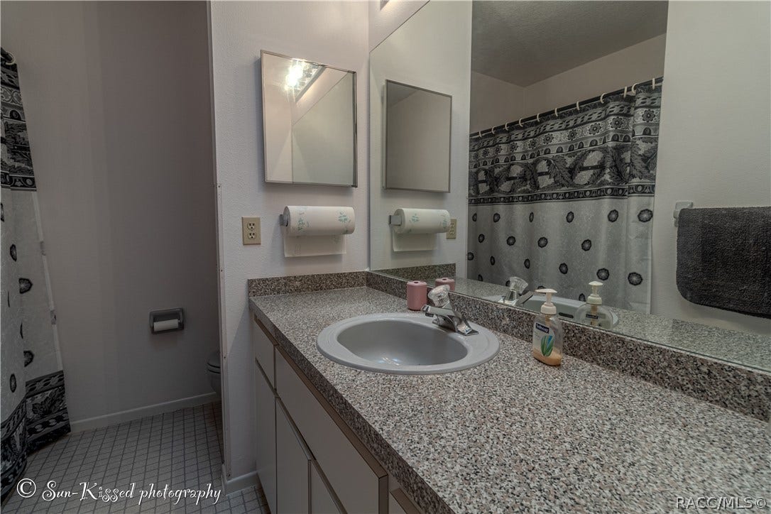2508 Landover Boulevard, Spring Hill, FL 34609 2508 Landover Boulevard, Spring Hill, FL 34609