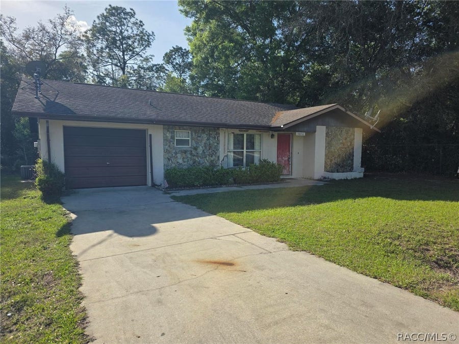 Property photo for 3606 SW Sunnydale Street, Dunnellon, FL