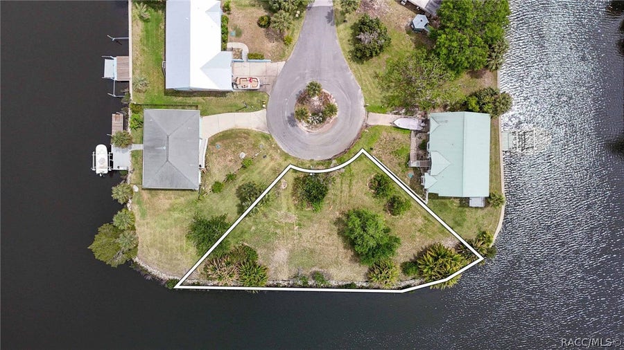 Property photo for 11889 W Coquina Court, Crystal River, FL