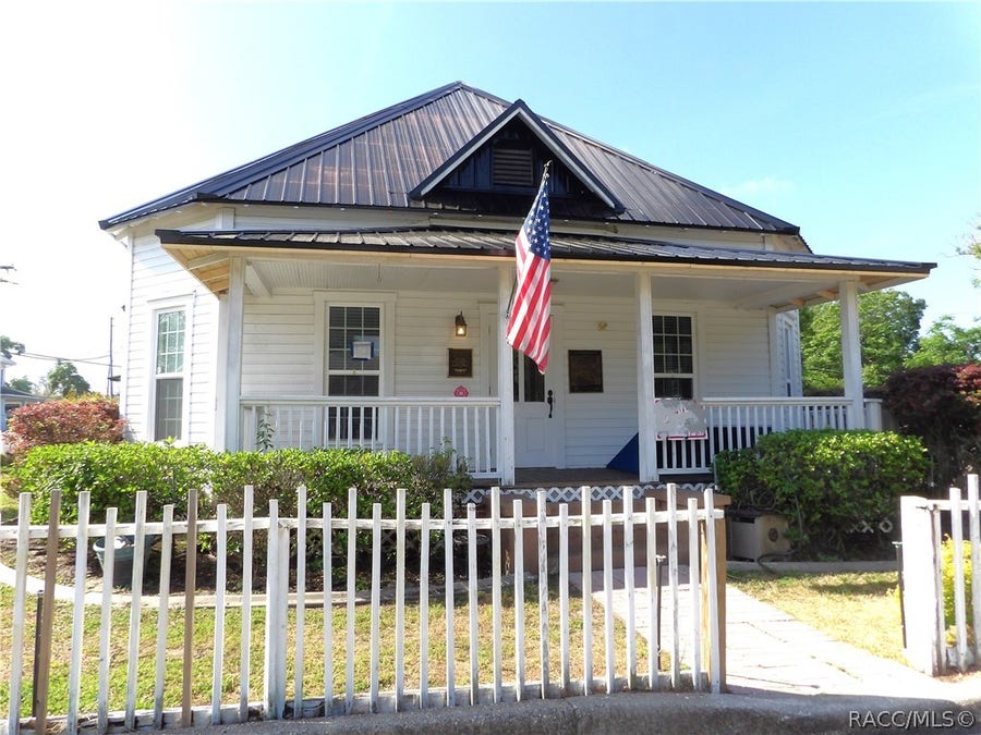 Property photo for 401 Tompkins Street, Inverness, FL