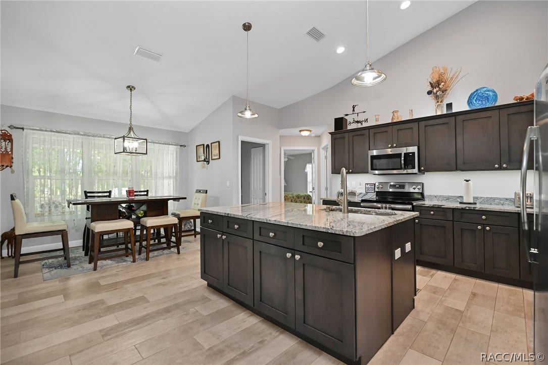 1962 W Mesa Verde Drive, Beverly Hills, FL 34465 1962 W Mesa Verde Drive, Beverly Hills, FL 34465
