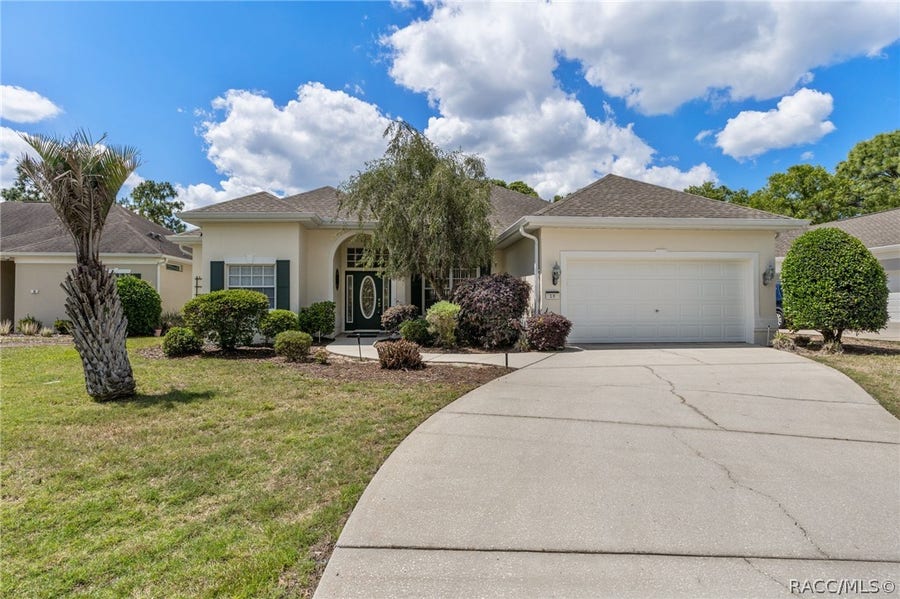 Property photo for 18 Deerwood Drive, Homosassa, FL