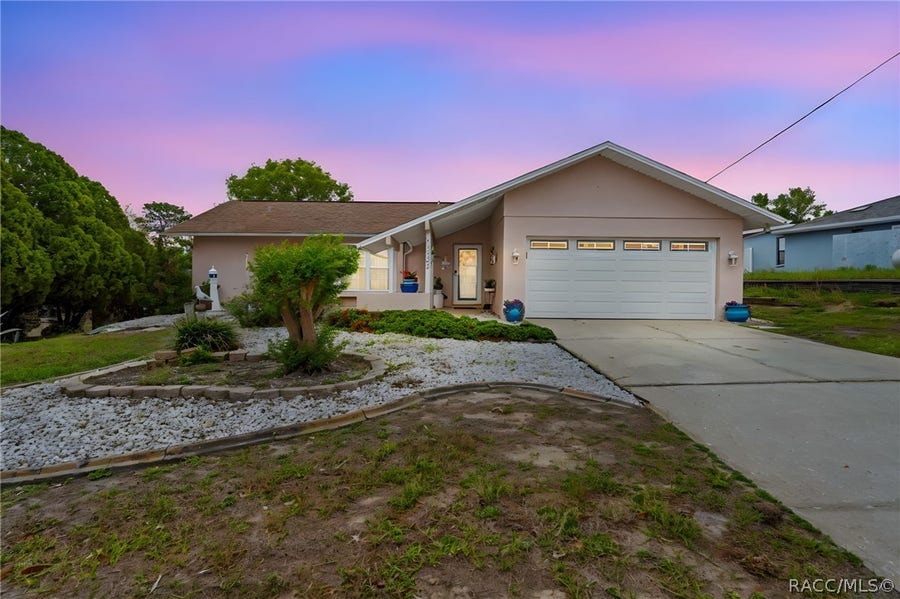 Property photo for 13378 Drayton Dr, Spring Hill, FL