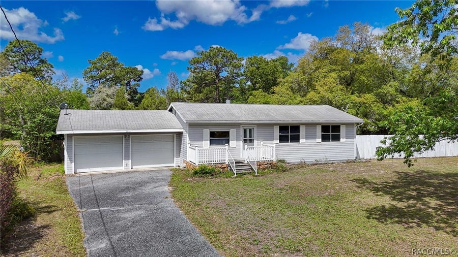 Property photo for 2670 S Pine Ridge Avenue, Homosassa, FL