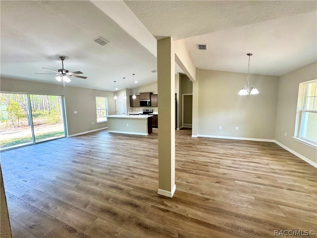 1540 E Artesian Lane, Dunnellon, FL 34434 1540 E Artesian Lane, Dunnellon, FL 34434