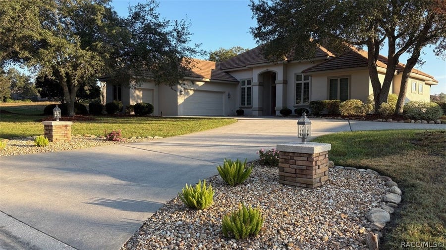 Property photo for 2618 N Carnoustie Loop, Lecanto, FL
