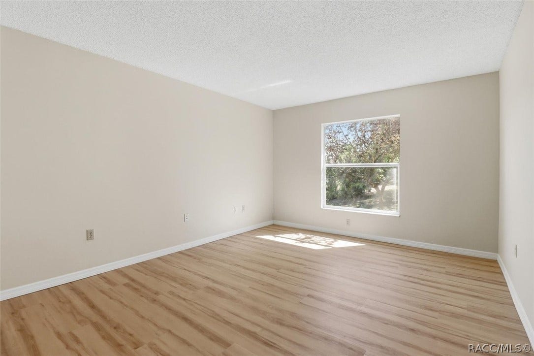966 W Starjasmine Place, Beverly Hills, FL 34465 Primary Bedroom