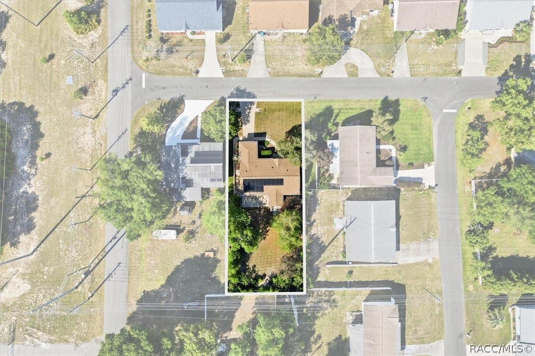 966 W Starjasmine Place, Beverly Hills, FL 34465 Property Outline