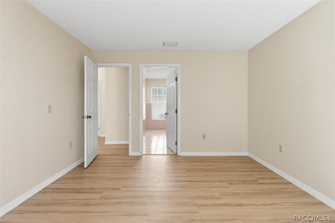 966 W Starjasmine Place, Beverly Hills, FL 34465 Primary Bedroom