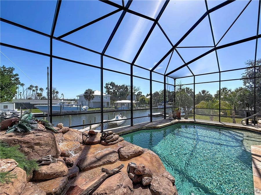 Property photo for 1920 NW 16th Street, Crystal River, FL